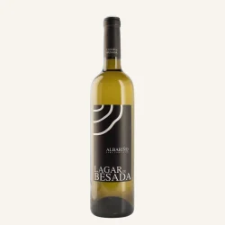 Flaske Lagar de Besada Albari�o 2025 fra R�as Baixas i Galicien, Spanien.